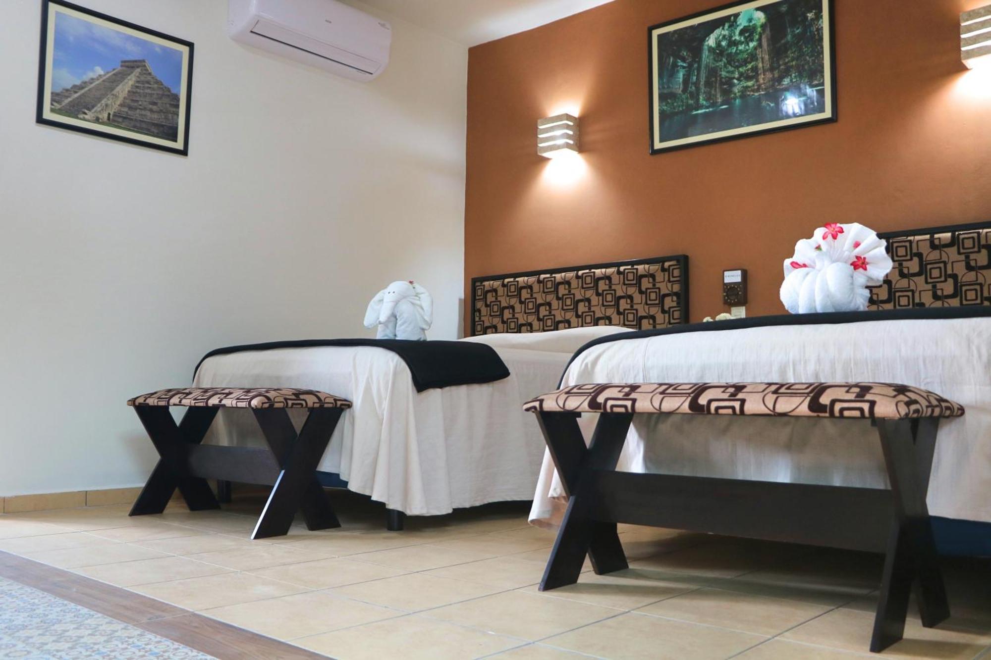 Hotel Casa Pellegrin ميريدا المظهر الخارجي الصورة