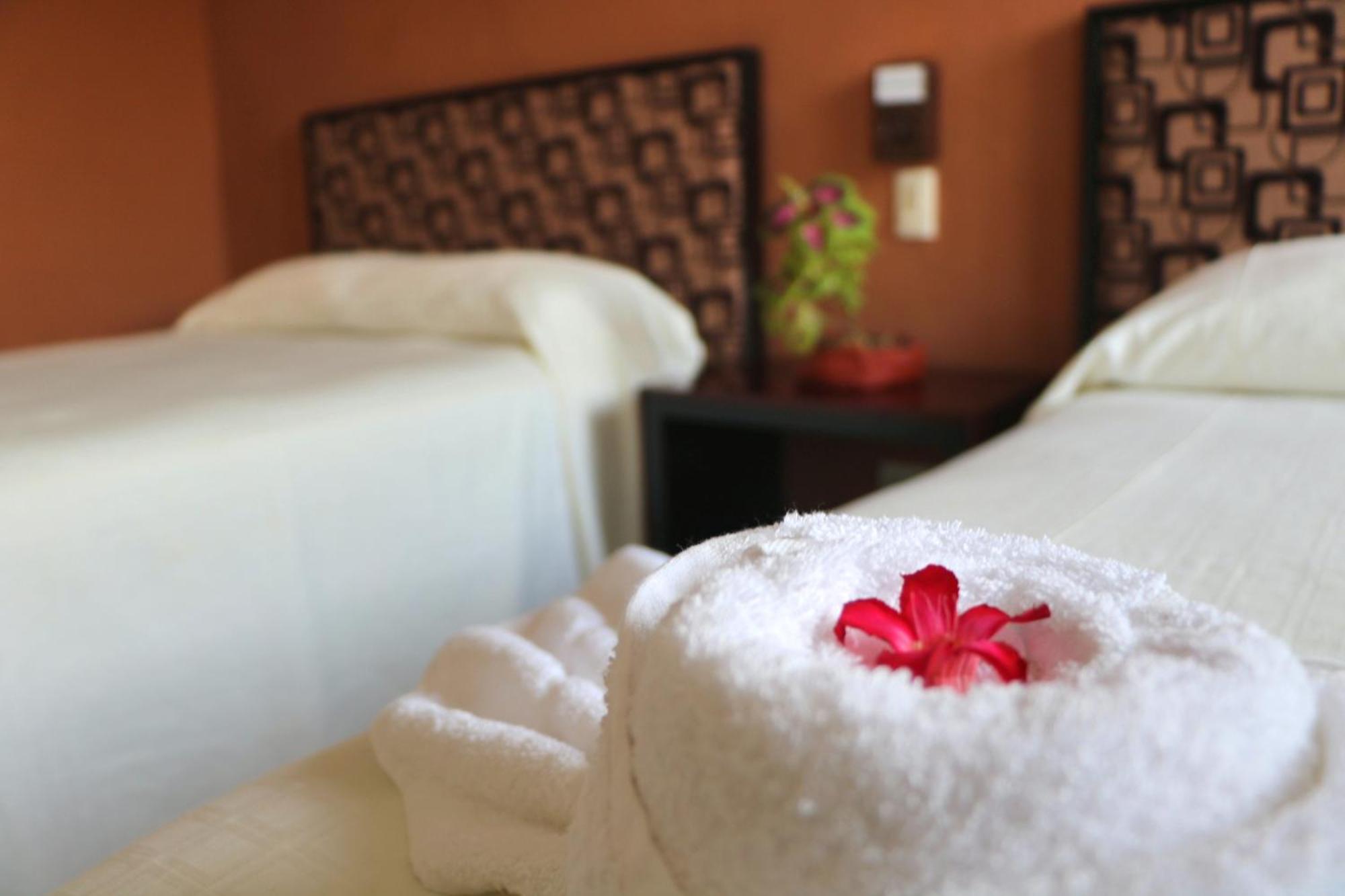 Hotel Casa Pellegrin ميريدا المظهر الخارجي الصورة