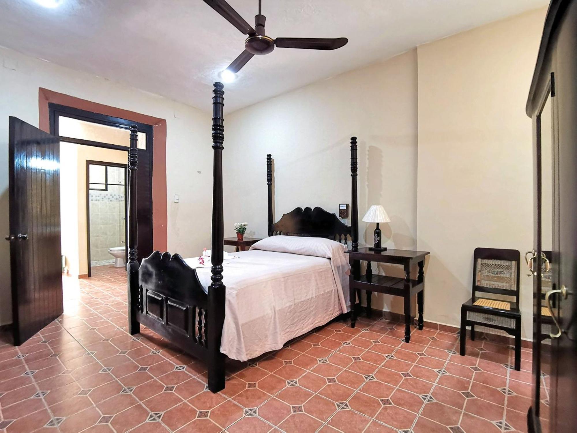 Hotel Casa Pellegrin ميريدا المظهر الخارجي الصورة