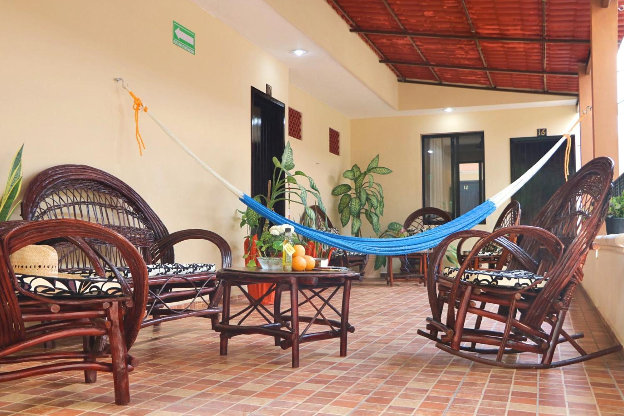 Hotel Casa Pellegrin ميريدا المظهر الخارجي الصورة