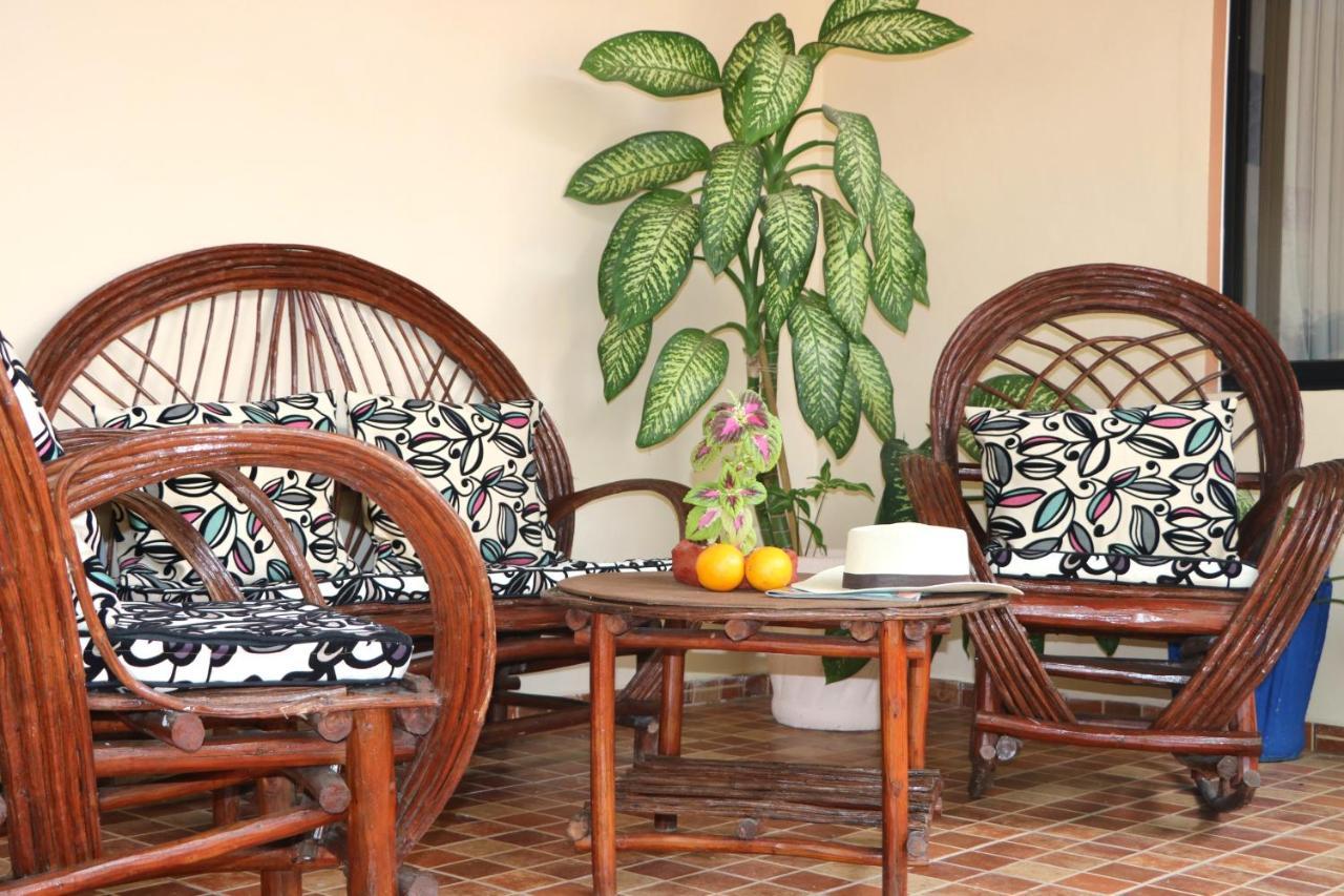 Hotel Casa Pellegrin ميريدا المظهر الخارجي الصورة