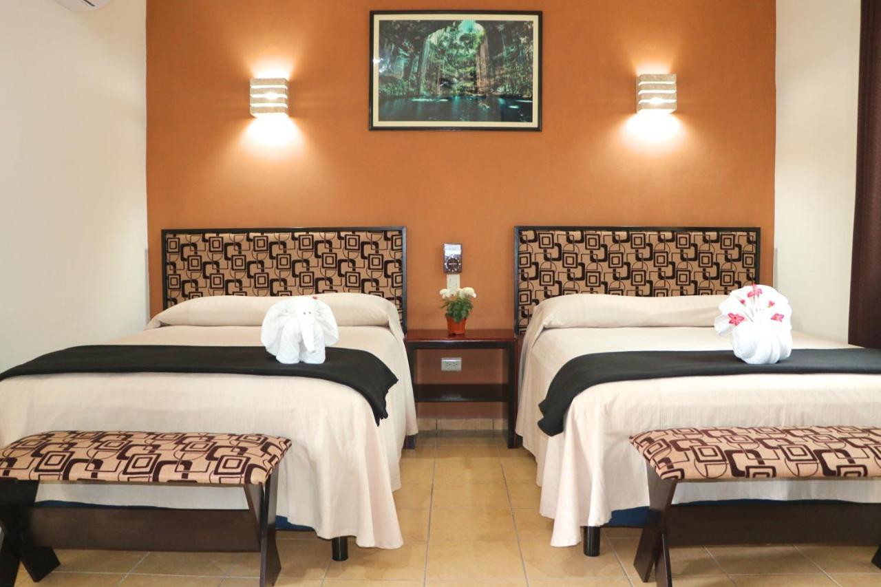 Hotel Casa Pellegrin ميريدا المظهر الخارجي الصورة